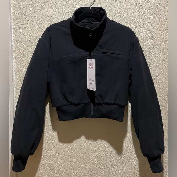 Alo Yoga NWT Polar Fleece Cropped Wintry Mix Full Zip Jacket Black Size S - Picture 7 of 11